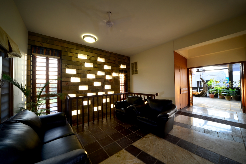 Thakkar Associates