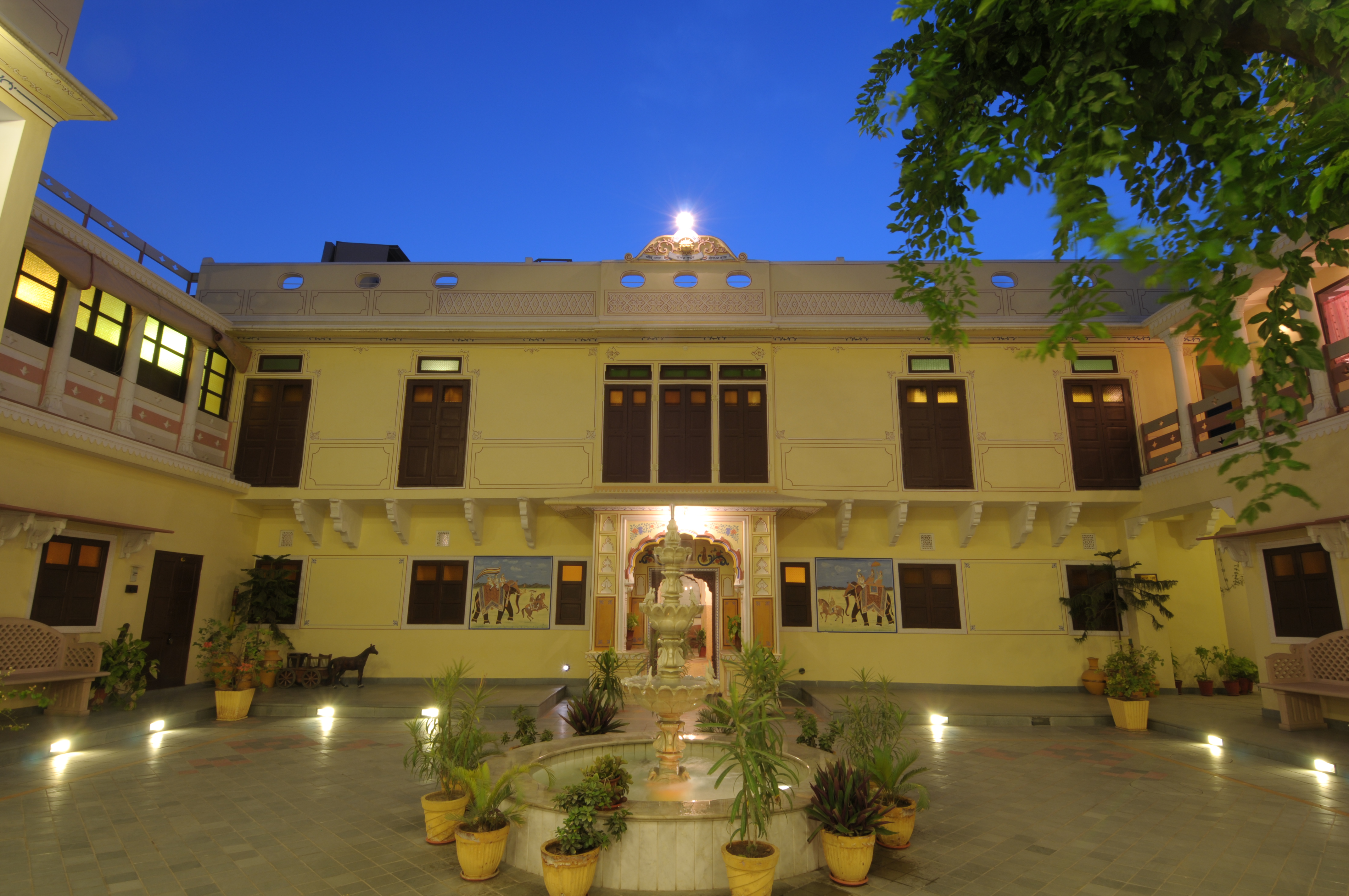 Thakkar Associates