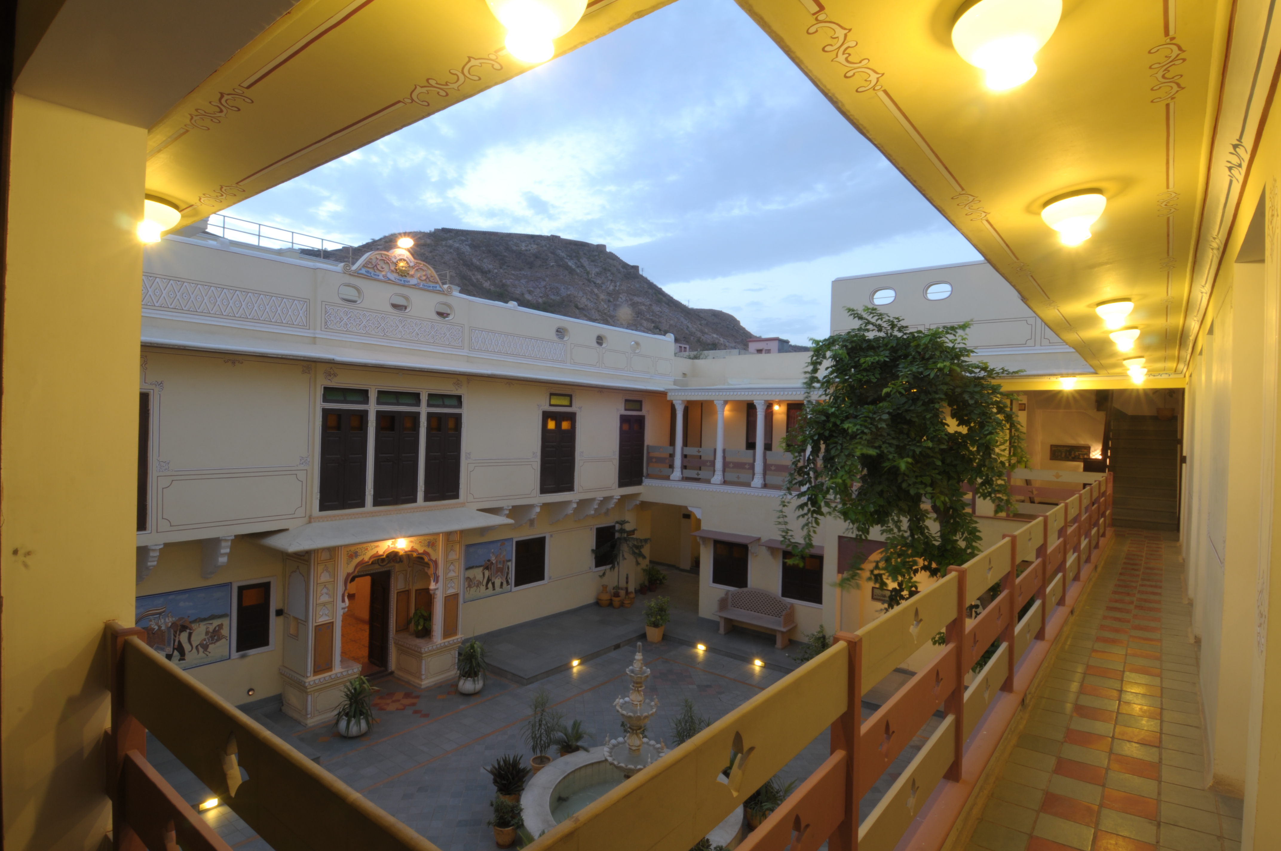 Thakkar Associates